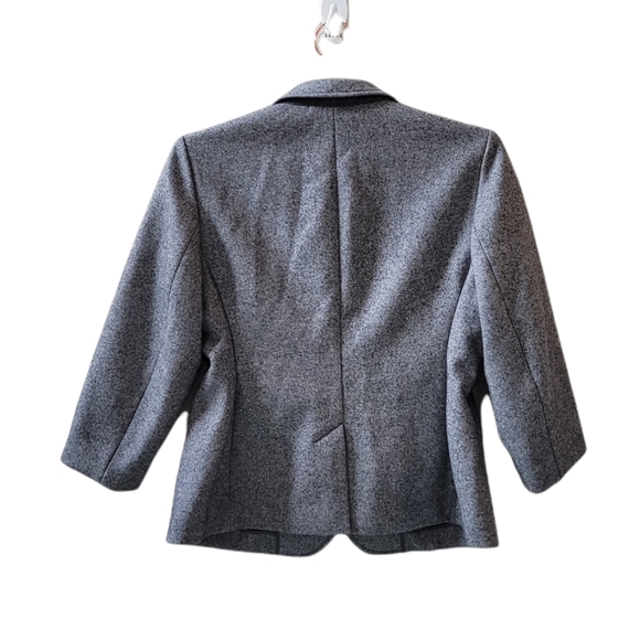 TALBOTS Grey Wool Blend Blazer Jacket Size 14 Petite - Picture 10 of 10